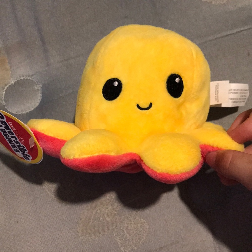 Reversible octopus plush
